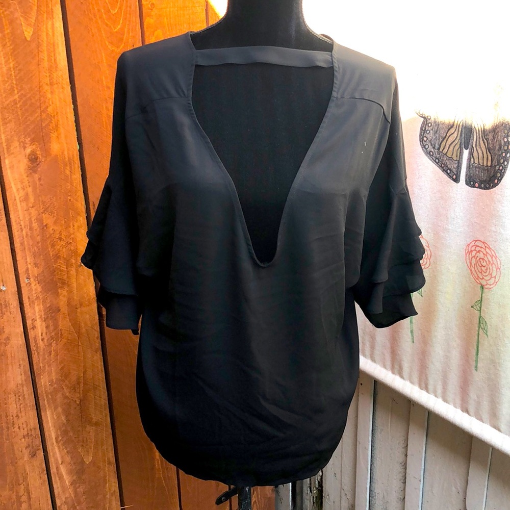 FOREVER 21 BLACK BLOUSE SIZE XL